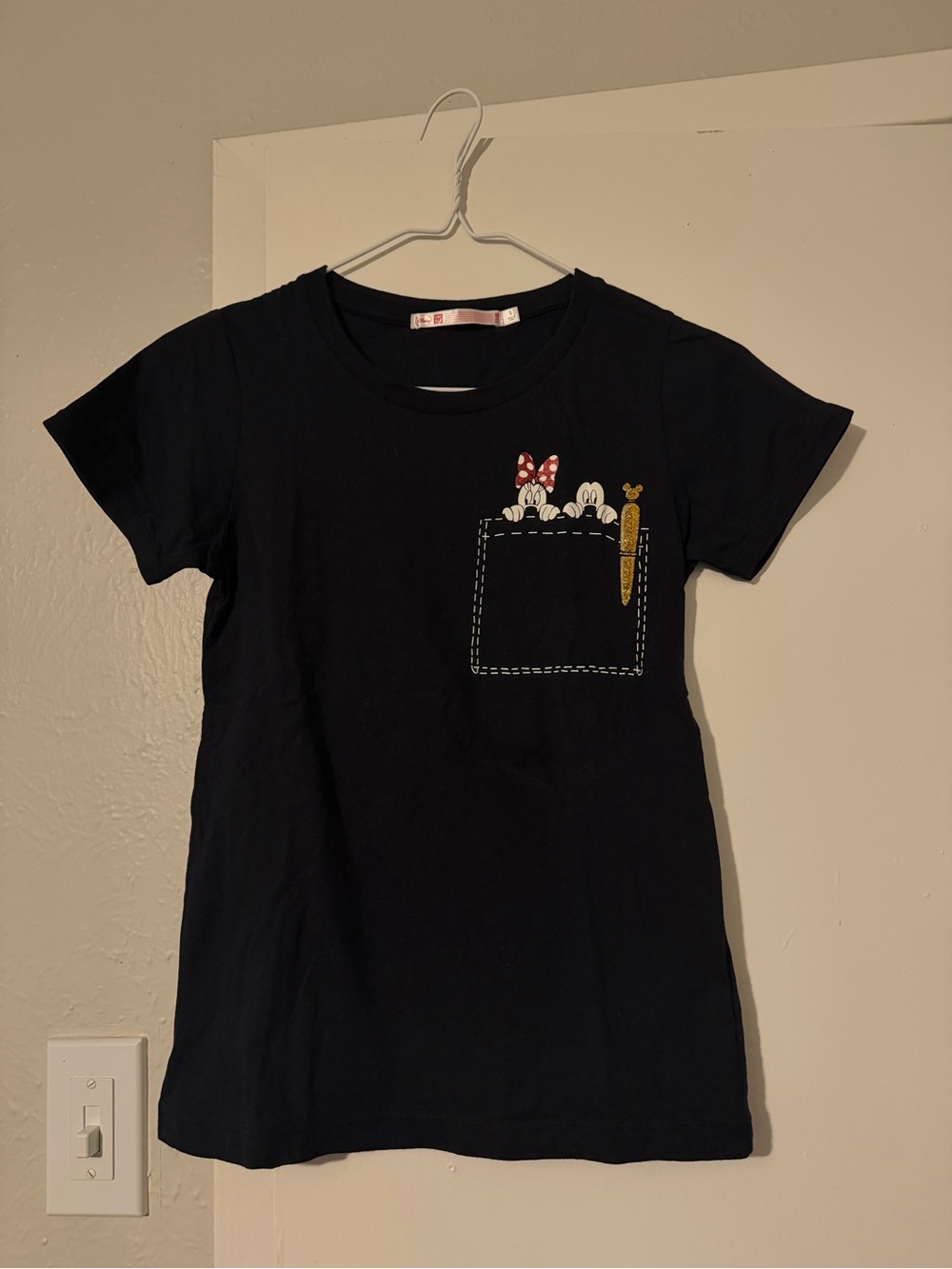 Uniqlo T shirt Disney Mickey and Minnie Mouse Women’s